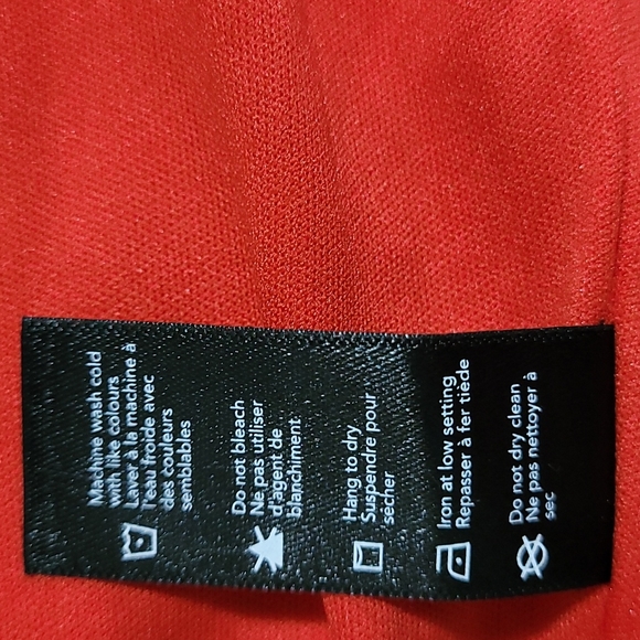 Red dress never worn - Picture 6 of 6